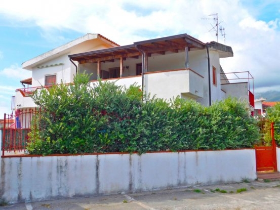 Scalea Terraced  House 