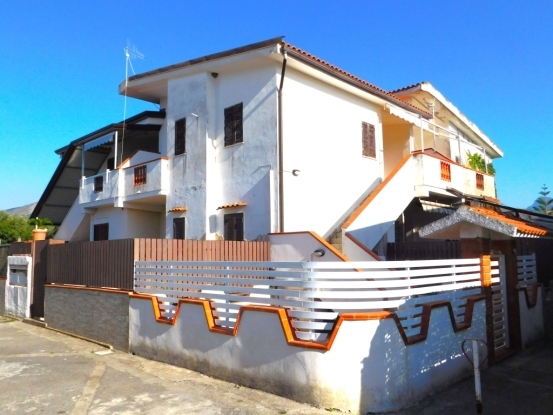 Scalea  Villetta a Schiera 